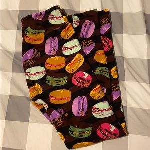 Lularoe macaroon leggings